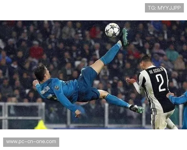 足球巨星风采：从梅西到C罗的辉煌历程与传奇成就揭秘